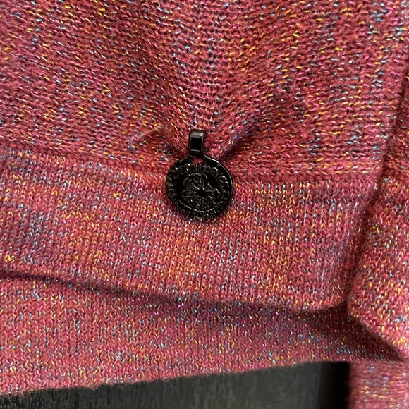 Glimmering Long Sleeve - Picture 4 of 8